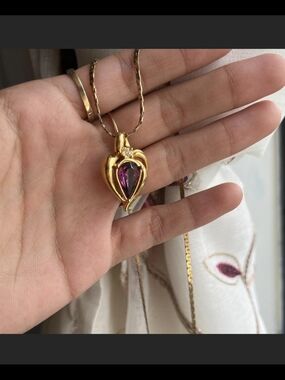 Vintage Gold Heart Pendant Necklace with Purple Teardrop Stone
